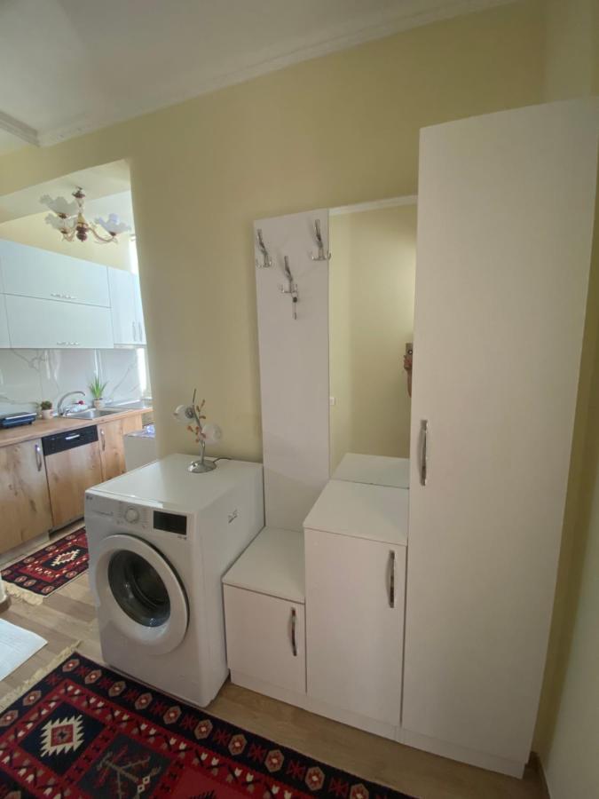 Evis House Apartment Тирана Екстериор снимка