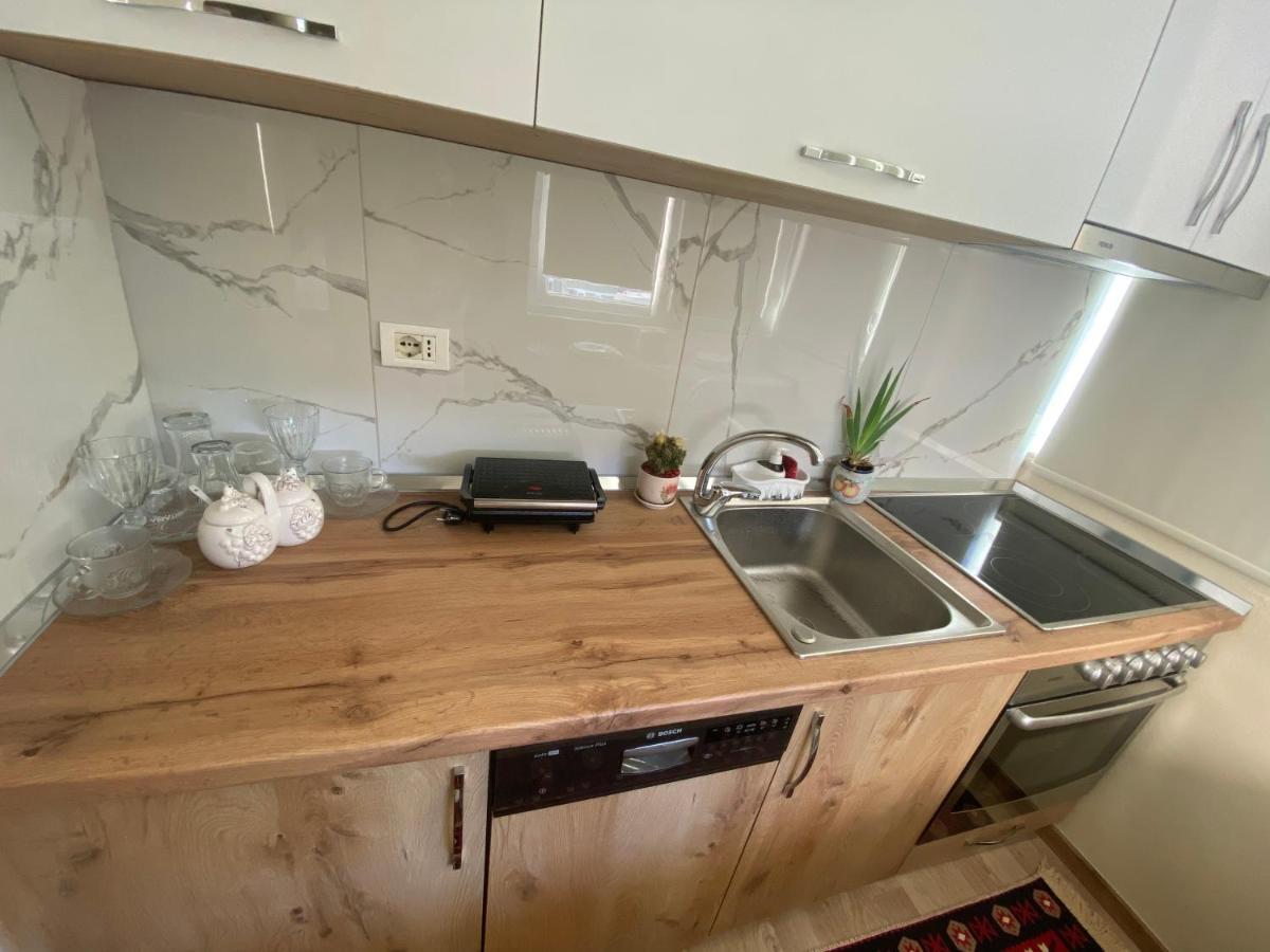 Evis House Apartment Тирана Екстериор снимка