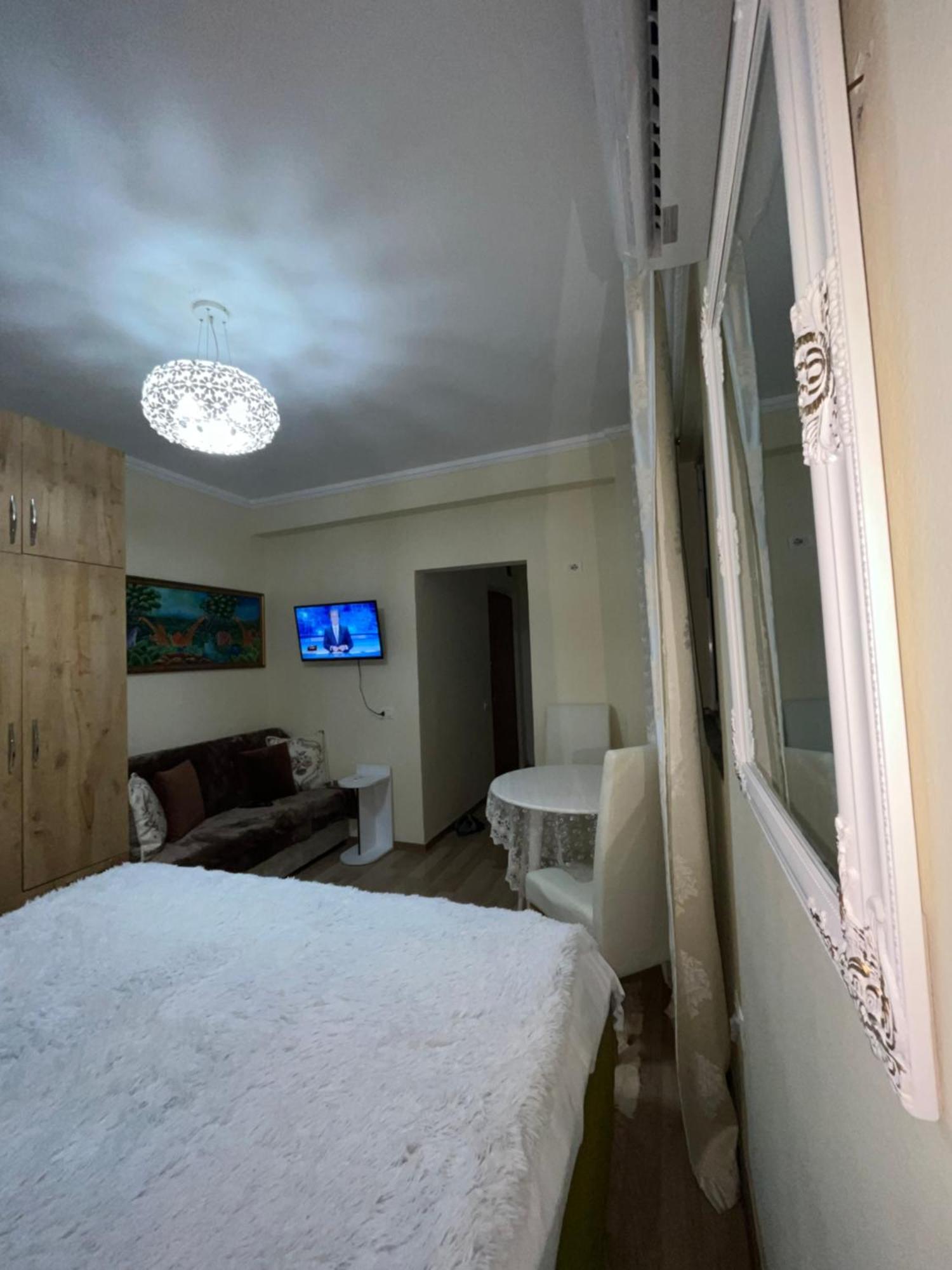 Evis House Apartment Тирана Екстериор снимка