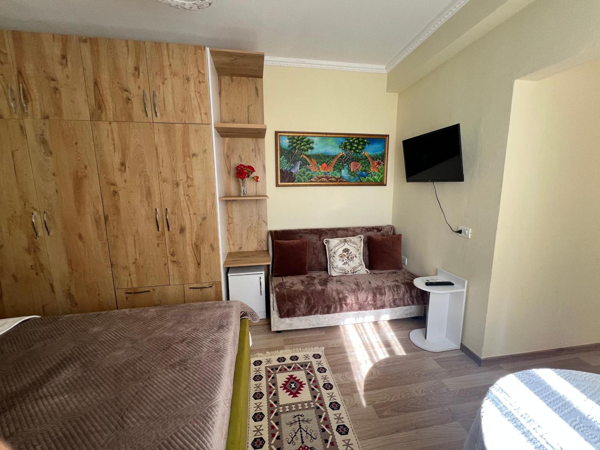 Evis House Apartment Тирана Екстериор снимка